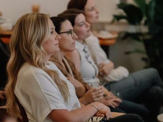 Mujeres en taller-formación